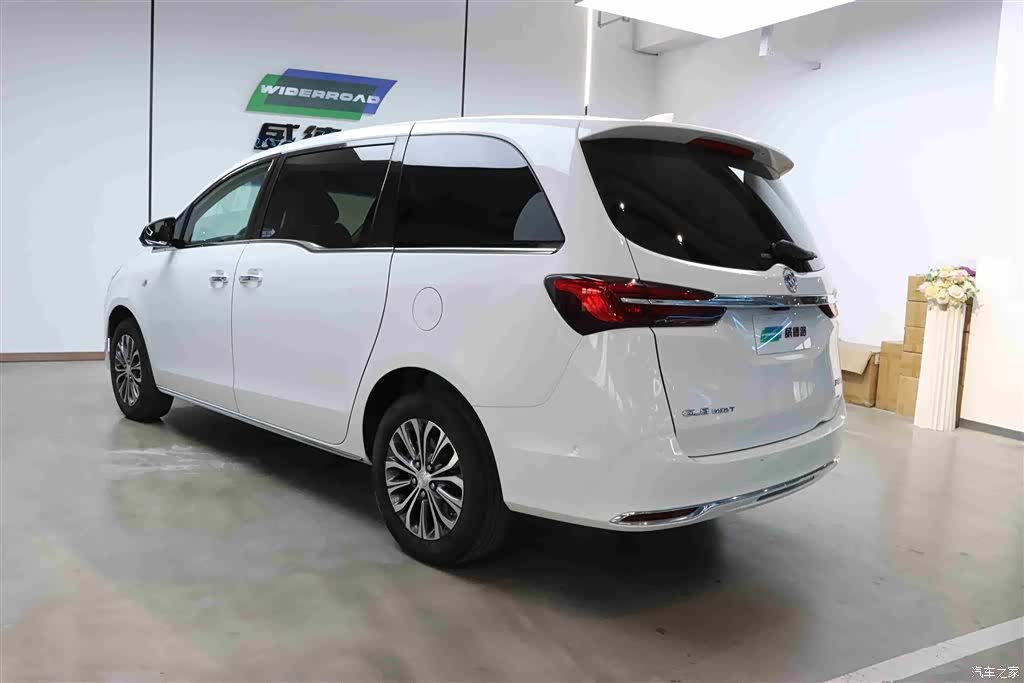 Buick GL8, 2023 все фото
