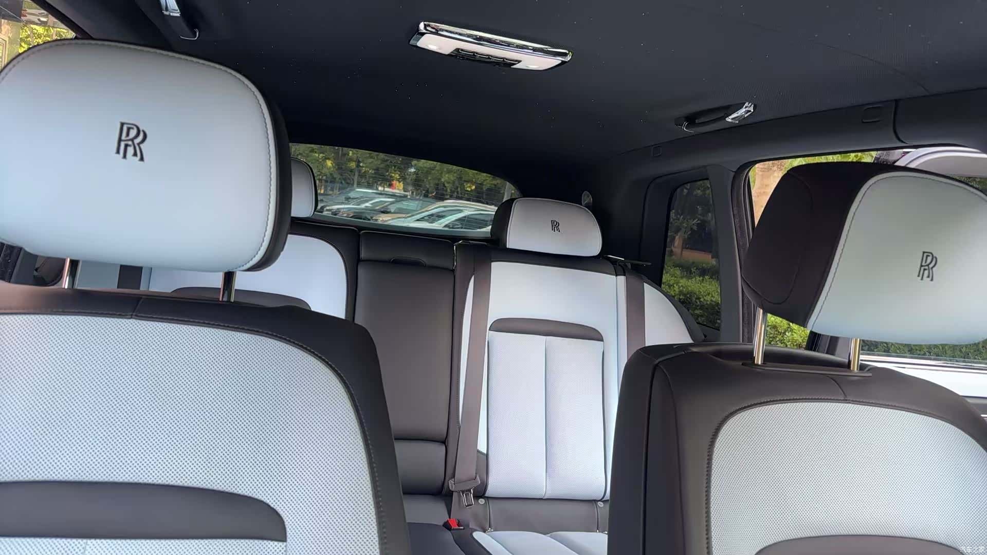 Rolls-Royce Cullinan, 2024 6