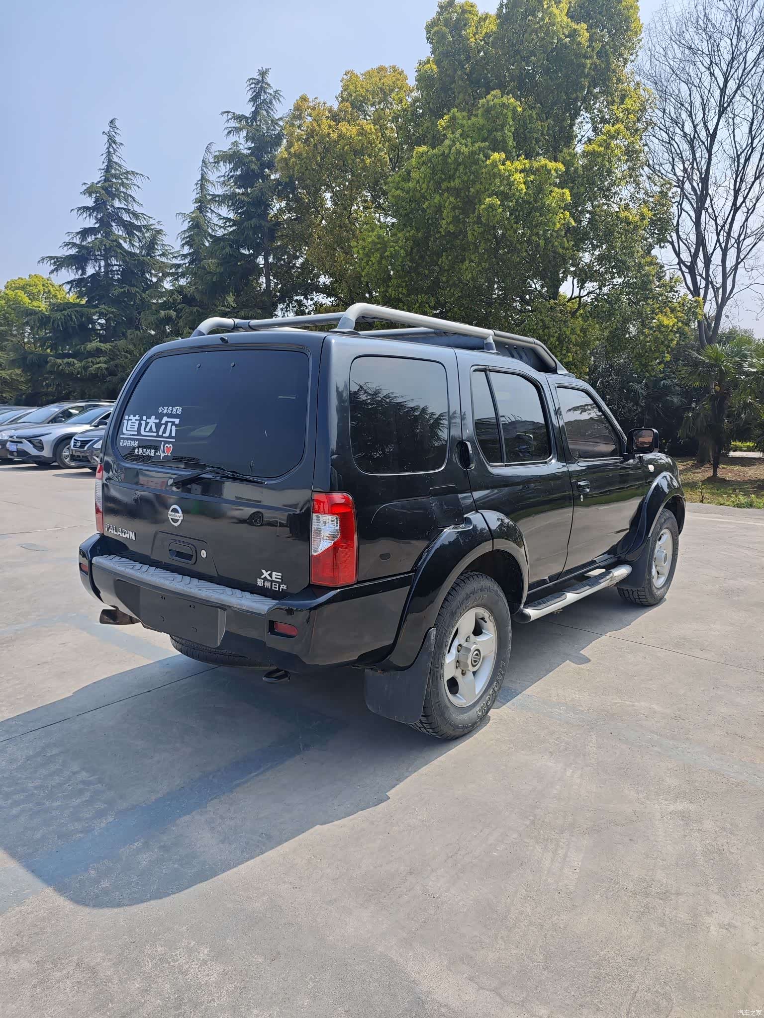 Nissan Paladin, 2010 10