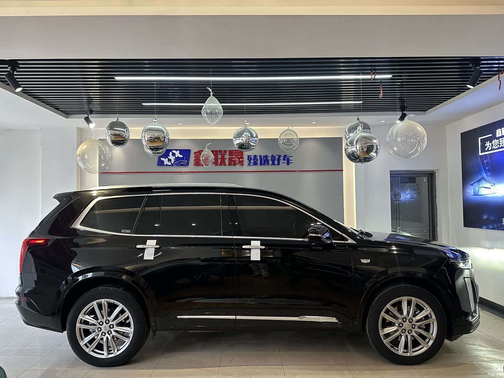 Cadillac XT6, 2023 4