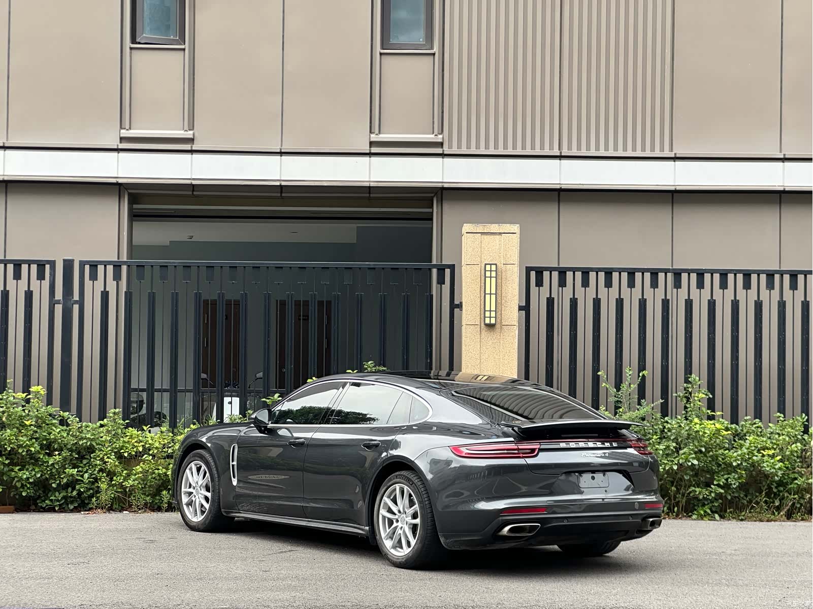Porsche Panamera, 2018 6
