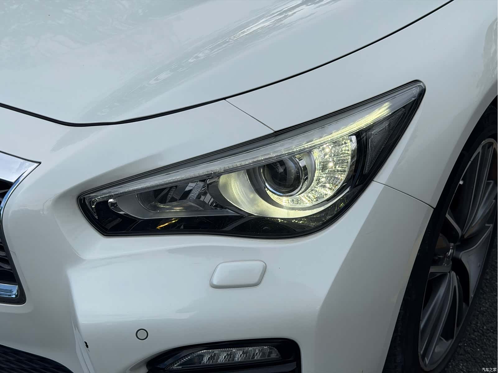 Infiniti Q50L, 2015 12