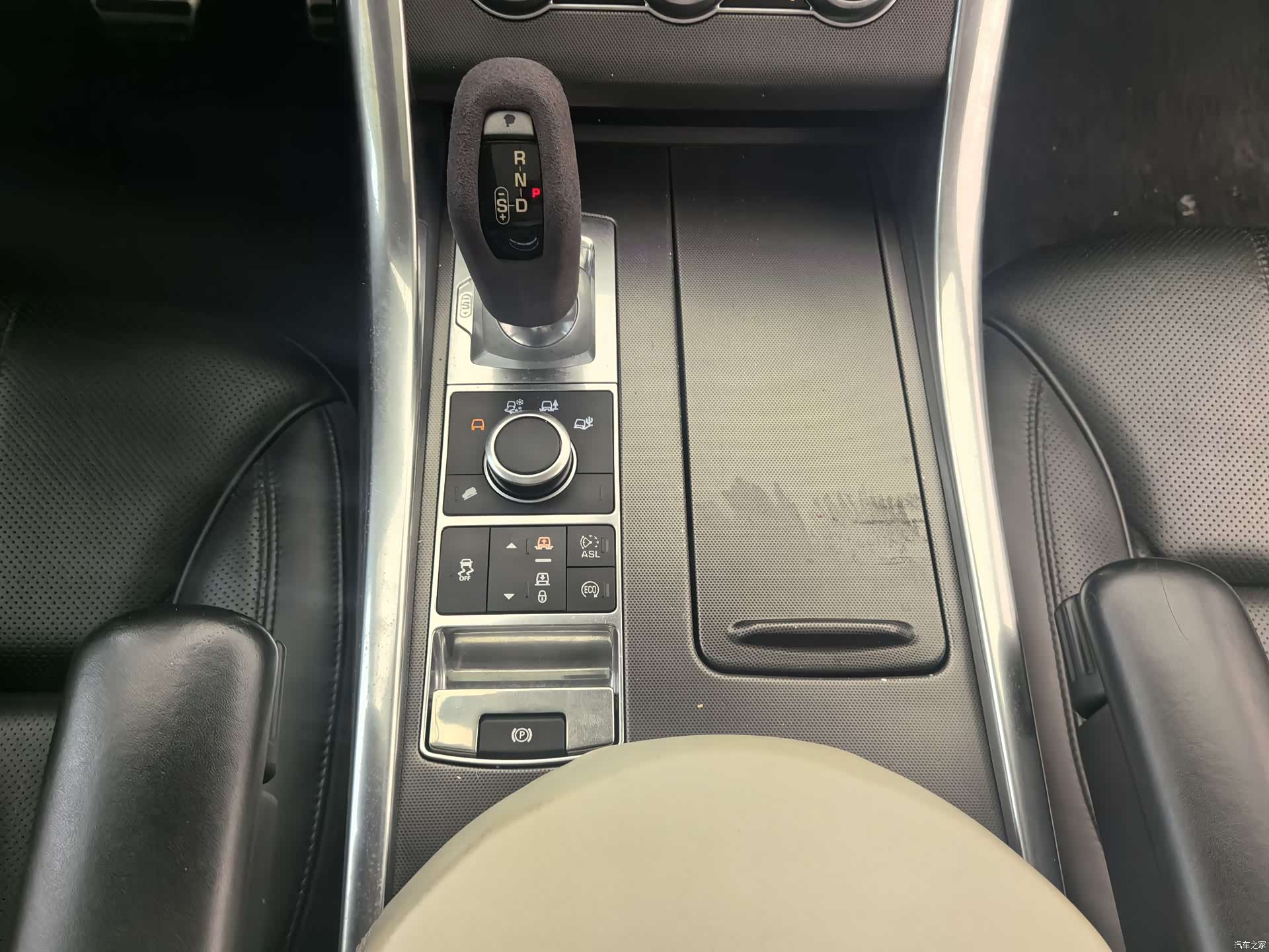 Land Rover Range Rover, 2014 28