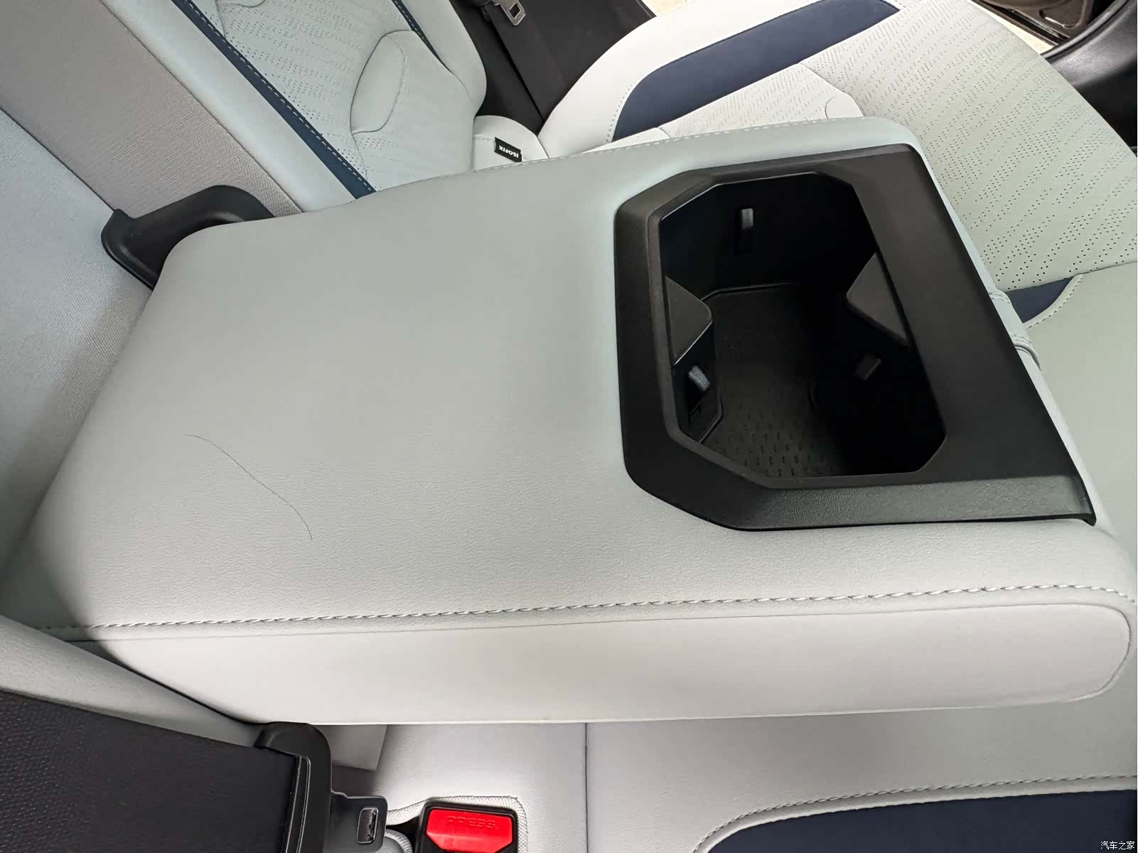 Geely Preface, 2022 16