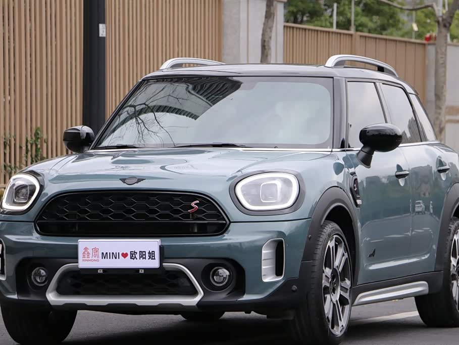 Mini COUNTRYMAN