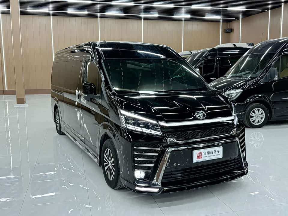 Toyota HIACE Toyota HIACE