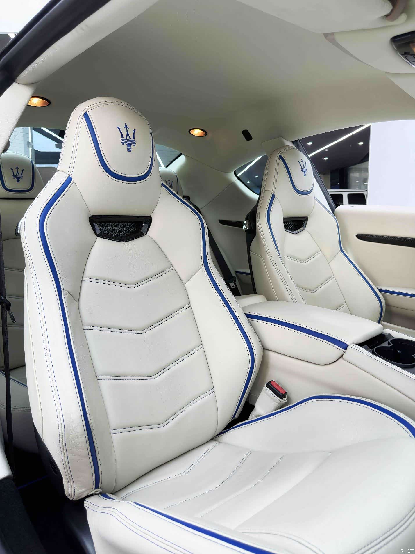 Maserati GranTurismo, 2015 16