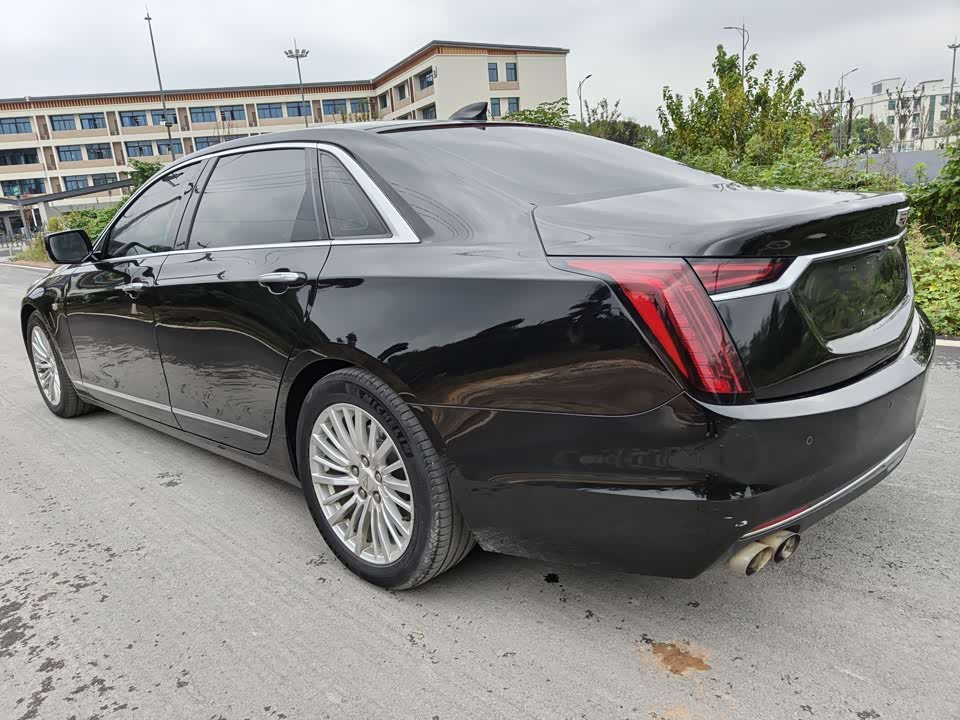 Cadillac CT6