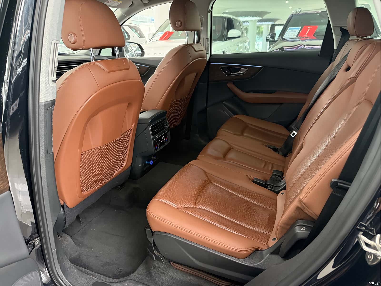Audi Q7, 2020 10