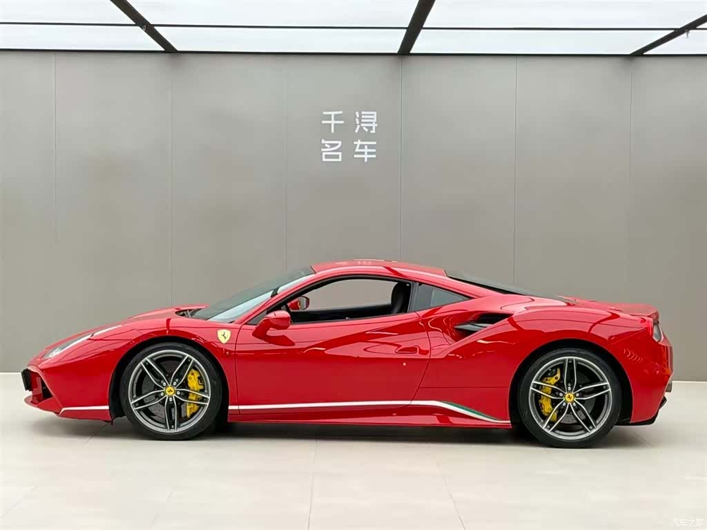 Ferrari 488, 2019 3