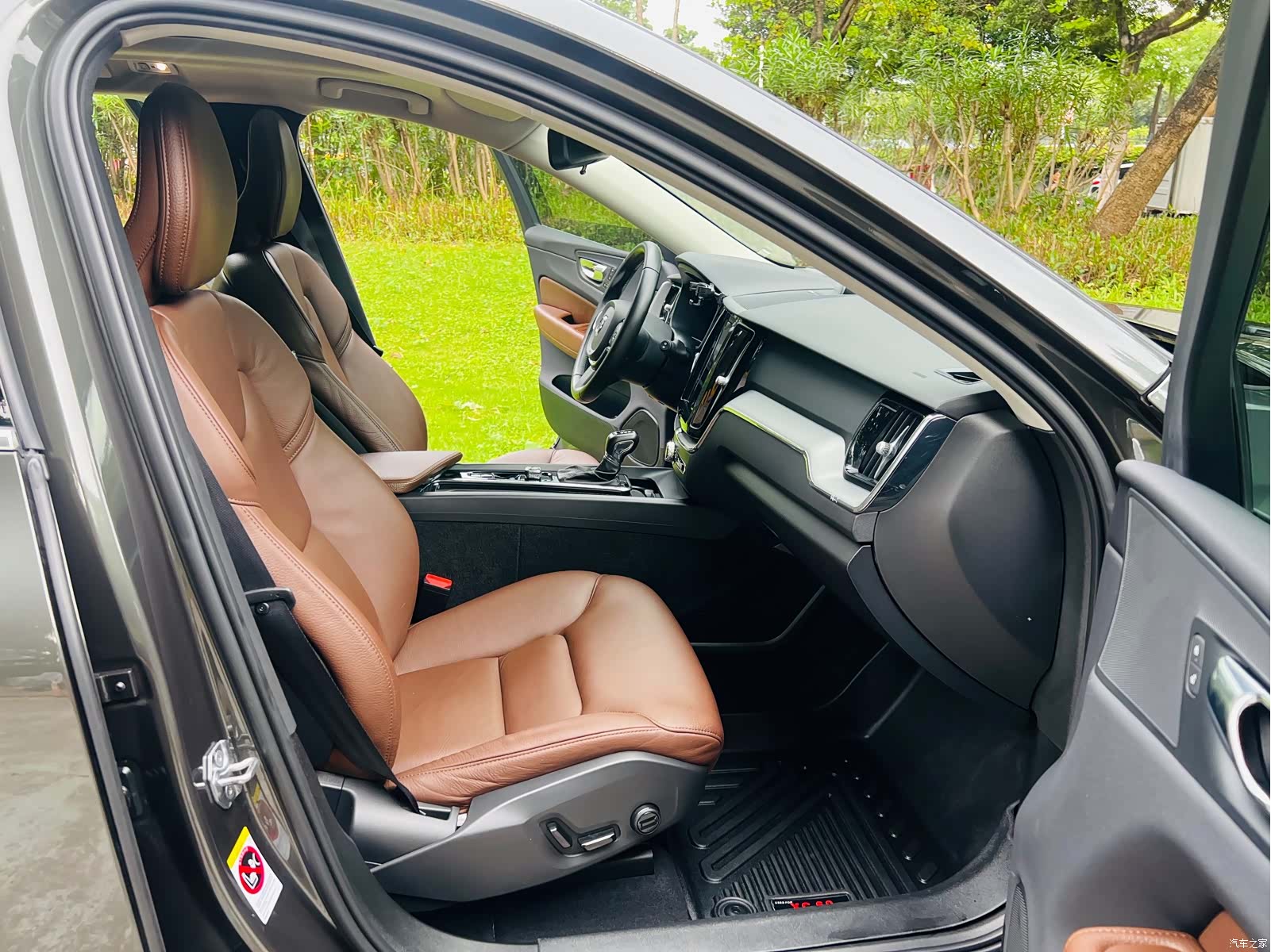 Volvo XC60, 2020 10
