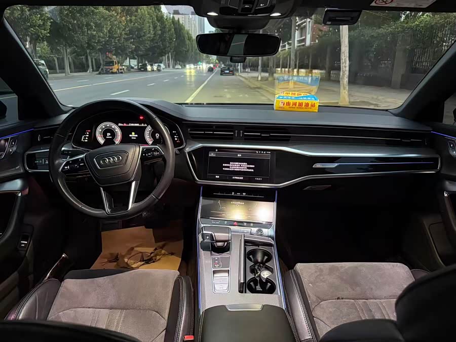 Audi A6L 2023, фото 5