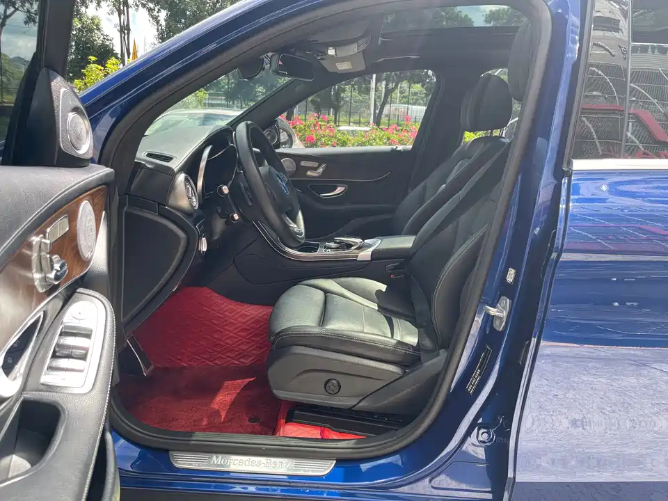 Mercedes-Benz GLC Mercedes-Benz GLC