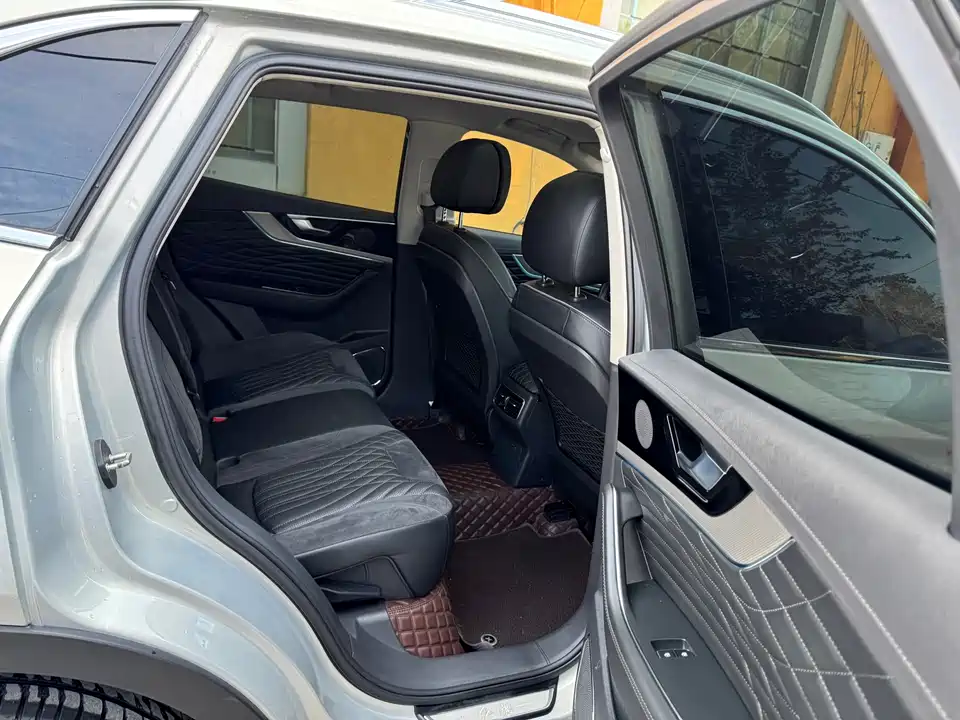 Hongqi HS5 Hongqi HS5