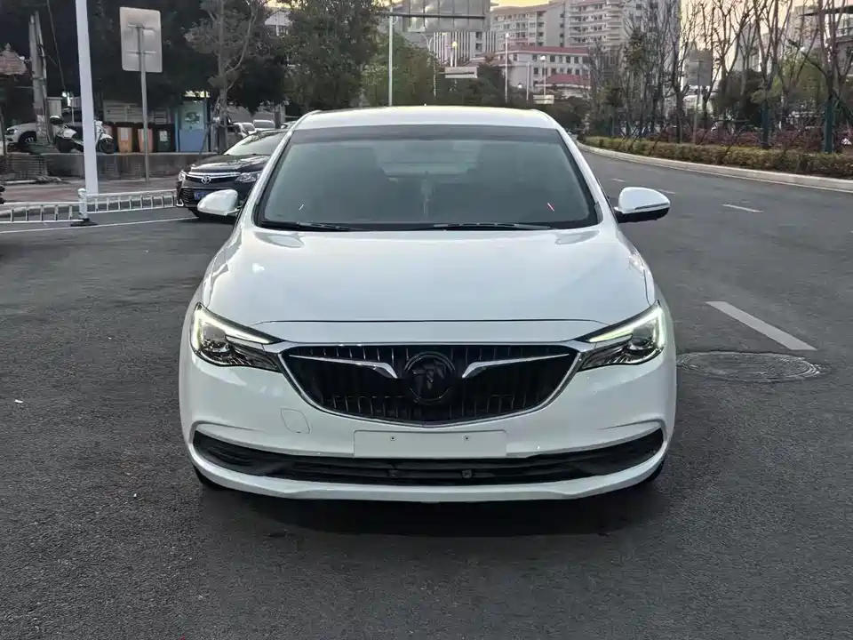 Buick Yinglang