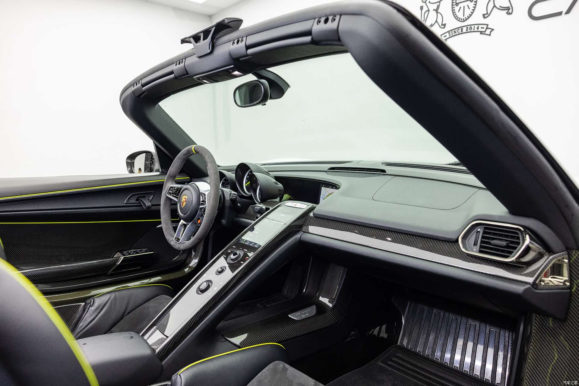Porsche 918, 2015 20