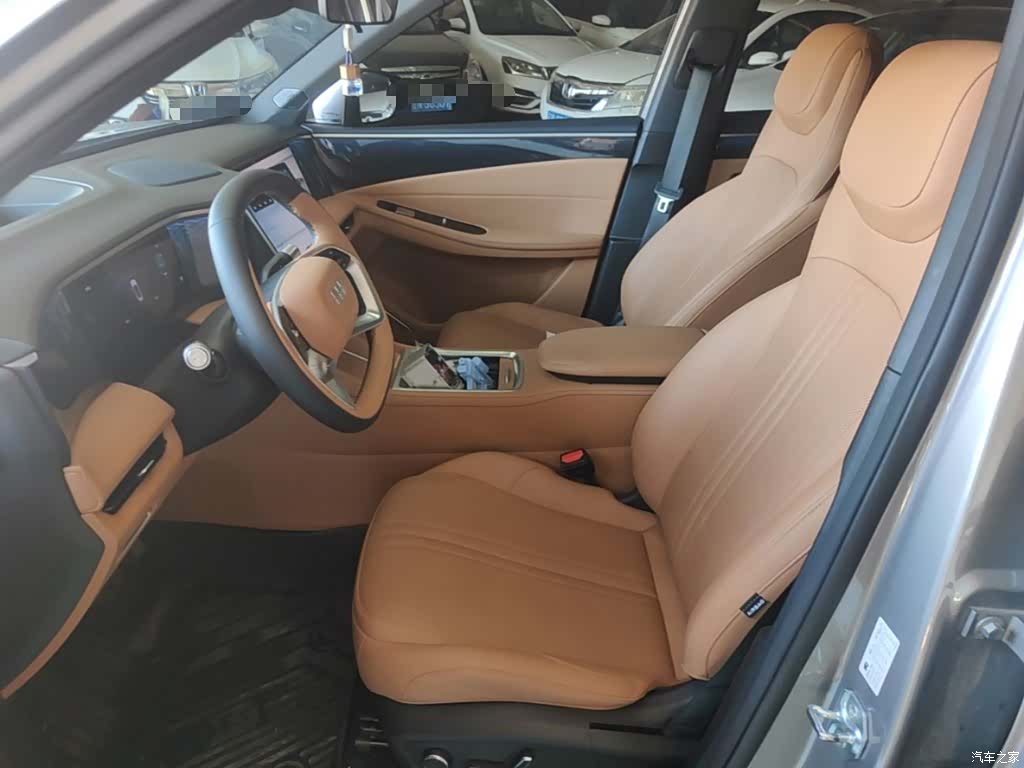 Geely Galaxy L7, 2025 15