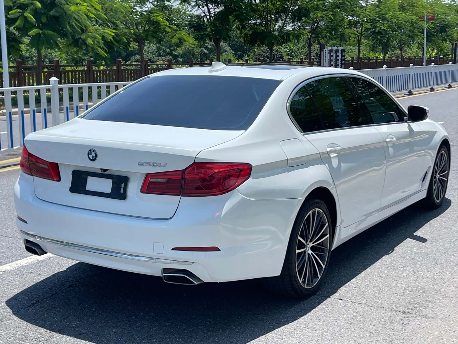 BMW 5 Series, 2018 6