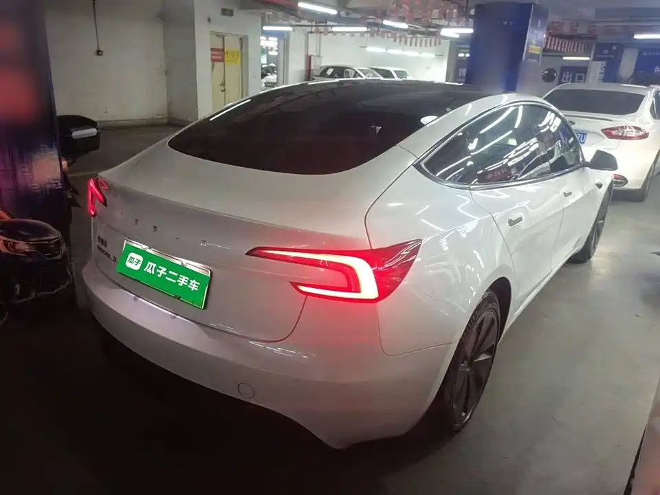 Tesla Model 3 Tesla Model 3