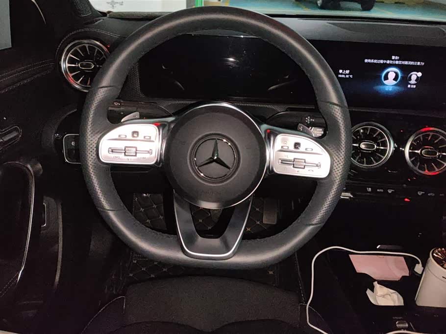 Mercedes-Benz Class A Mercedes-Benz Class A