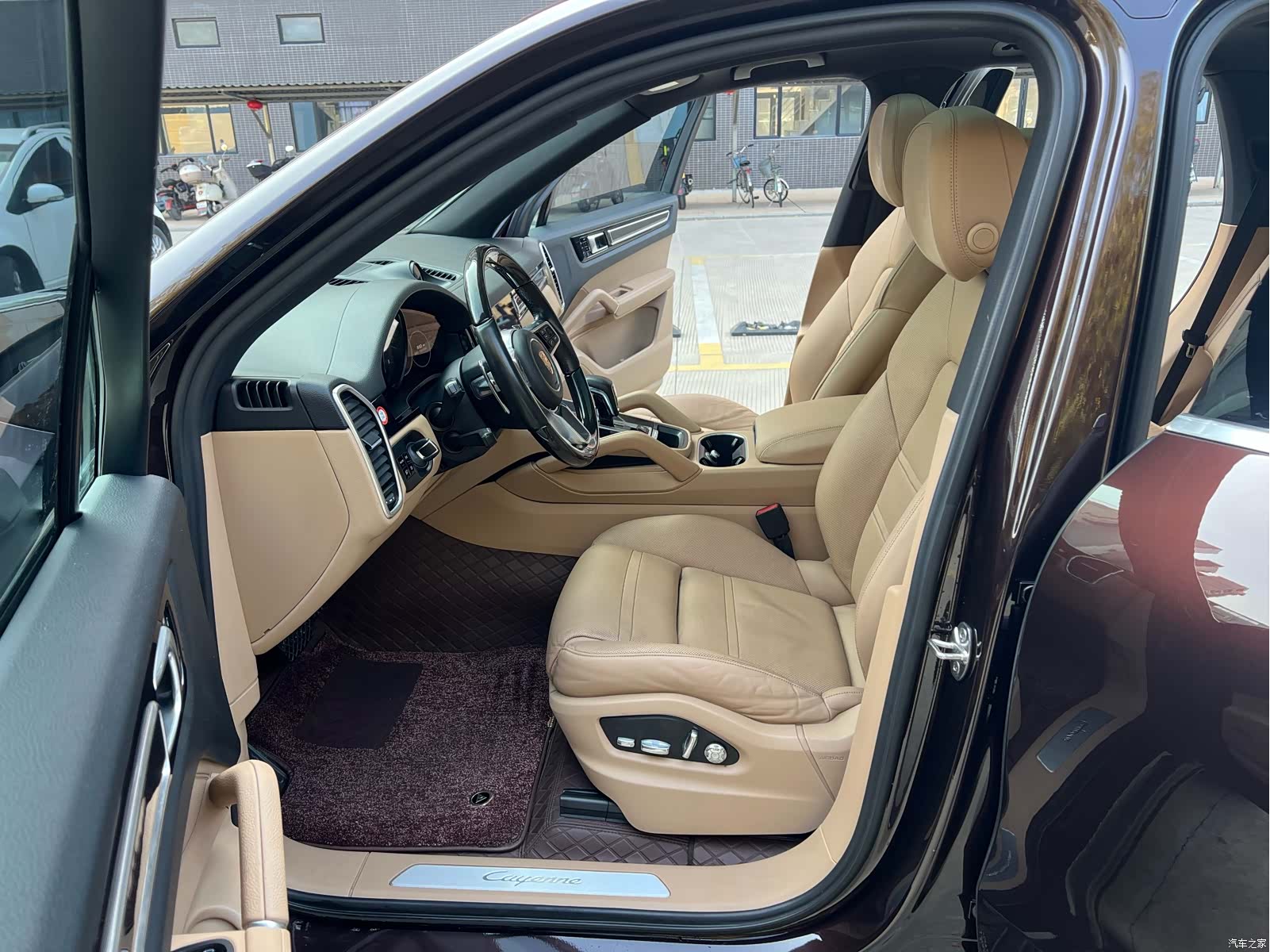 Porsche Cayenne, 2019 9