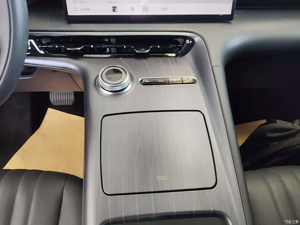 Geely Galaxy E5, 2025 14