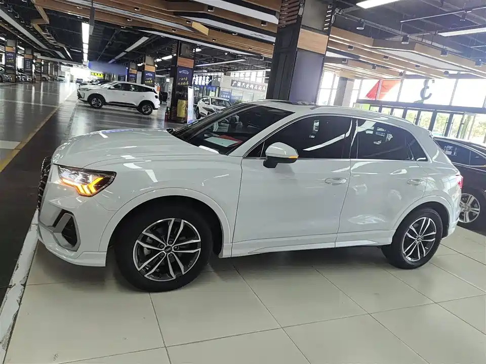 Audi Q3 Audi Q3