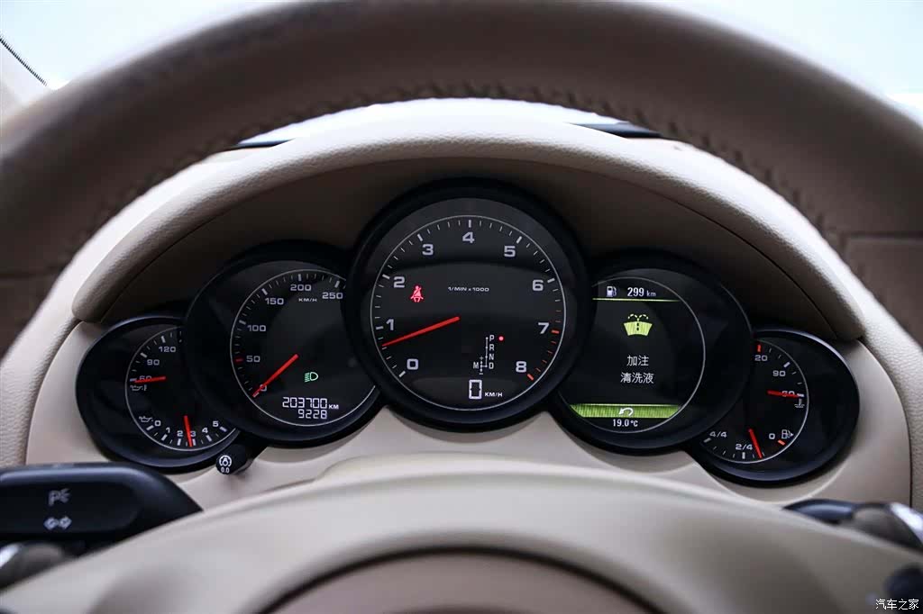 Porsche Cayenne, 2013 6