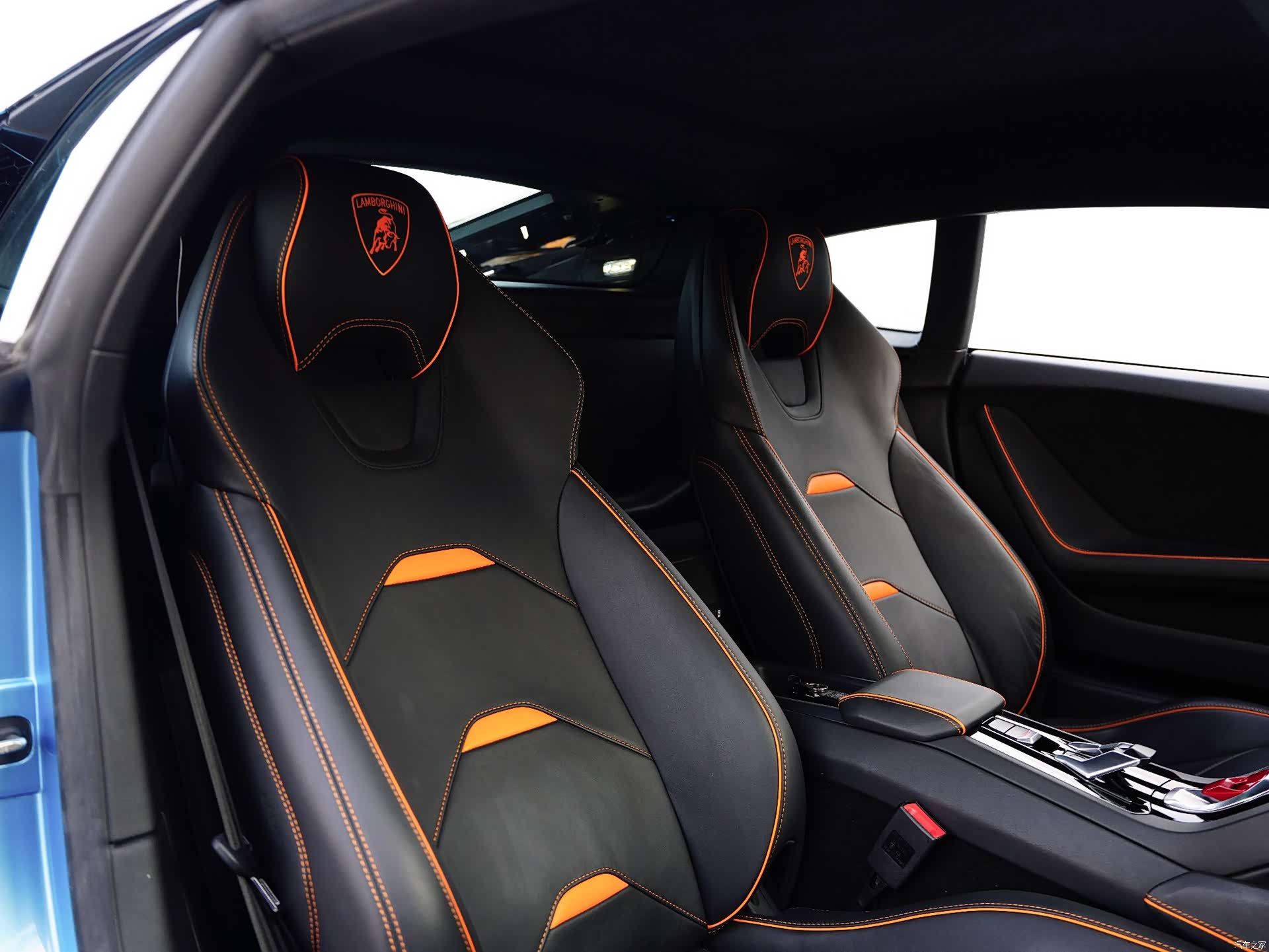 Lamborghini Huracán, 2022 10