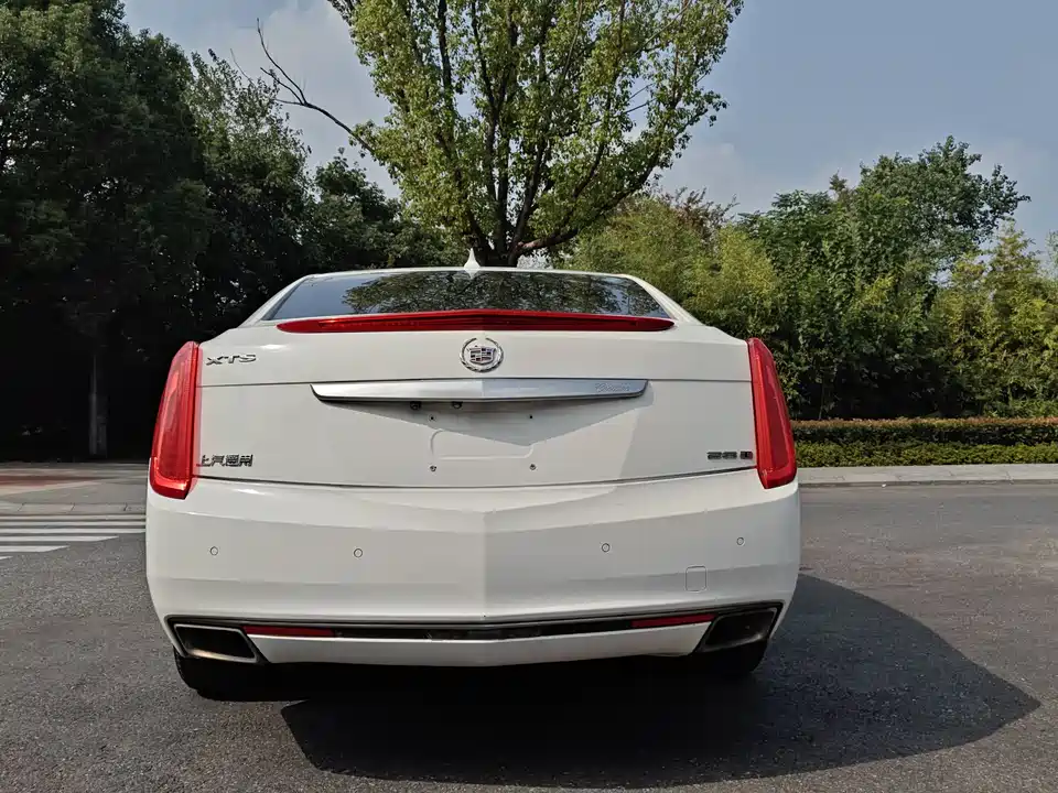 Cadillac XTS