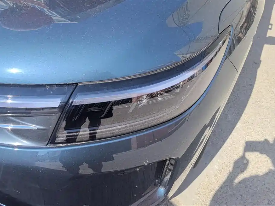 AITO Ask the world M7