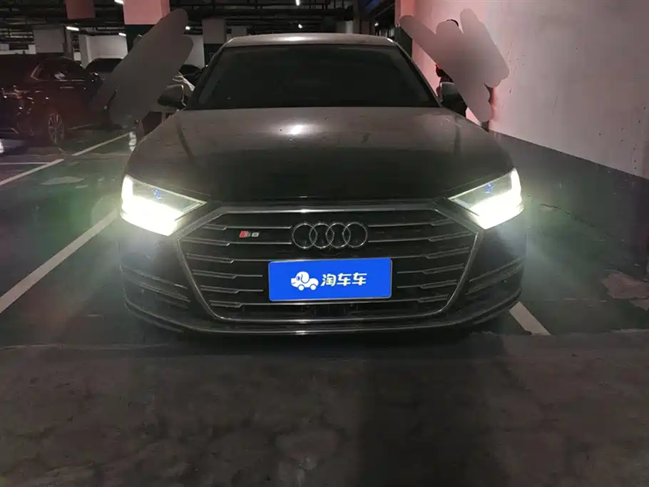 Audi A8 Audi A8