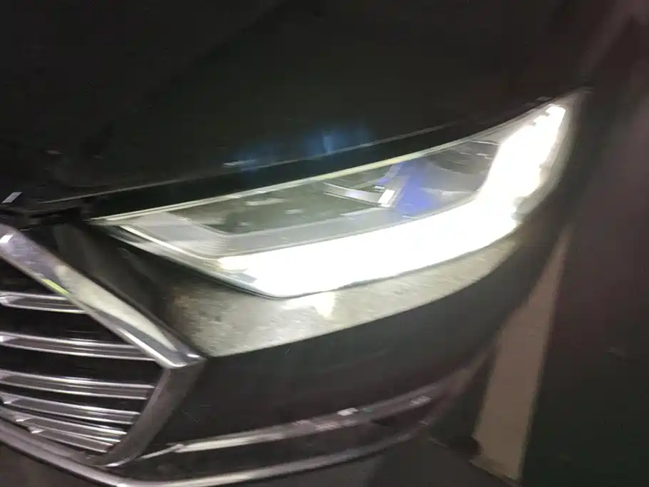 Audi A8 Audi A8