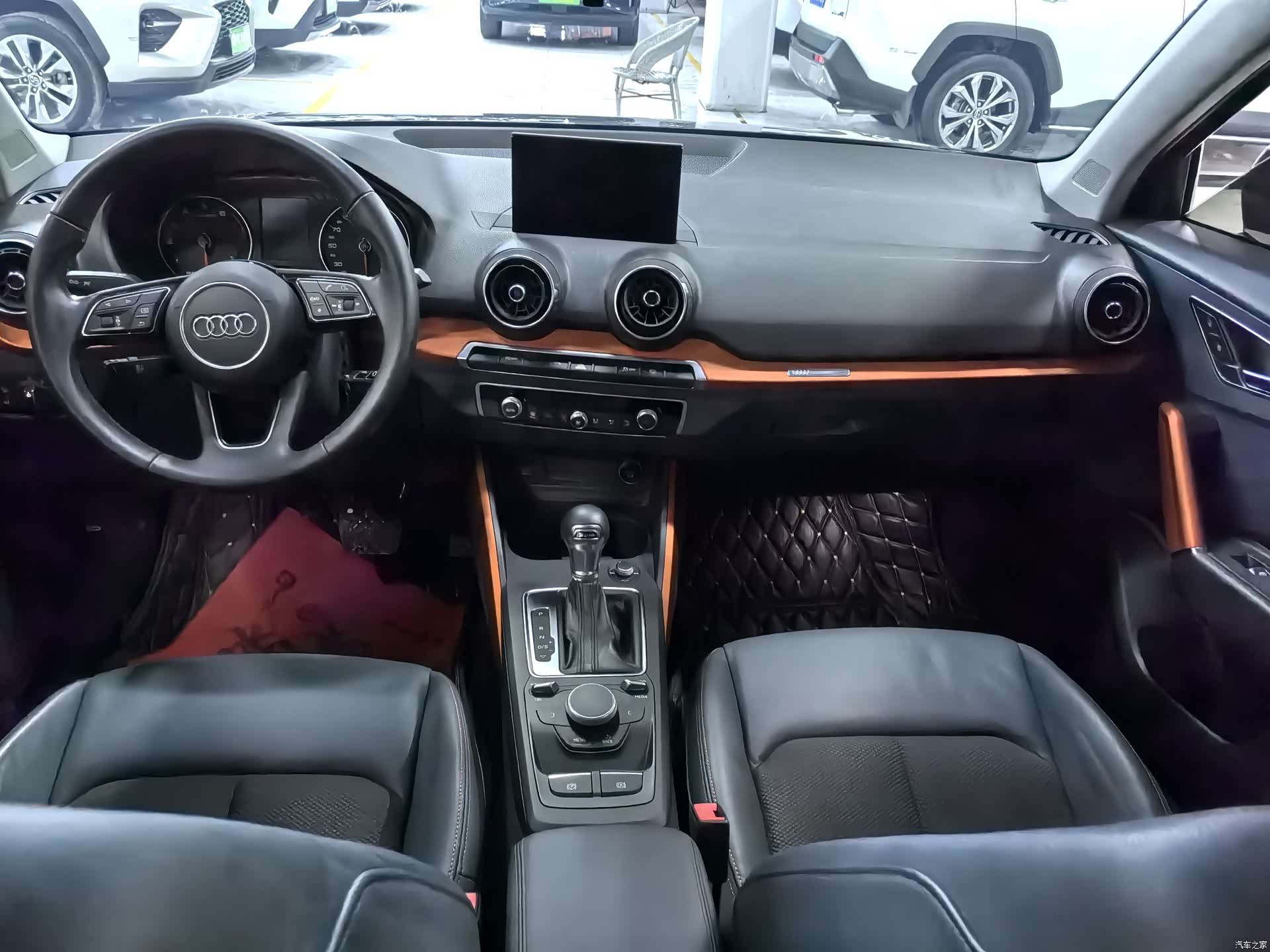 Audi Q2L, 2019 7