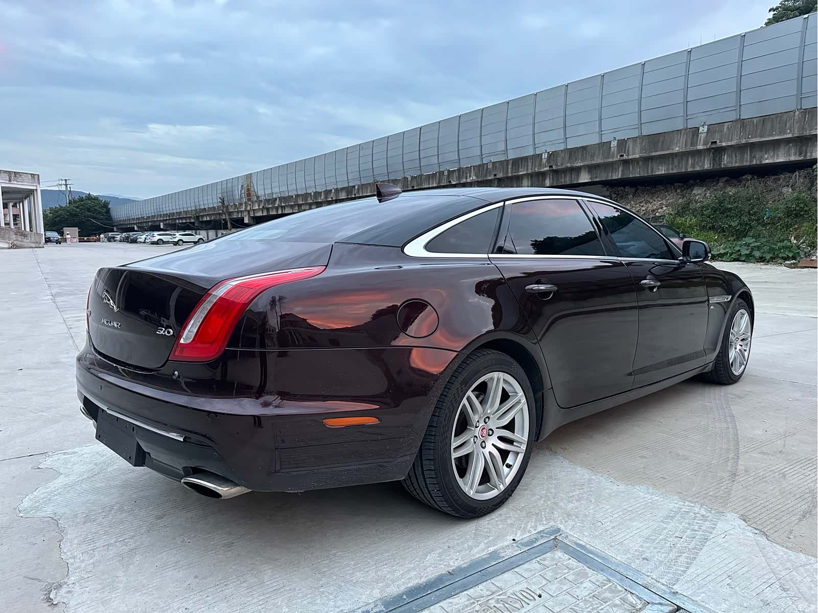 Jaguar XJ, 2018 9