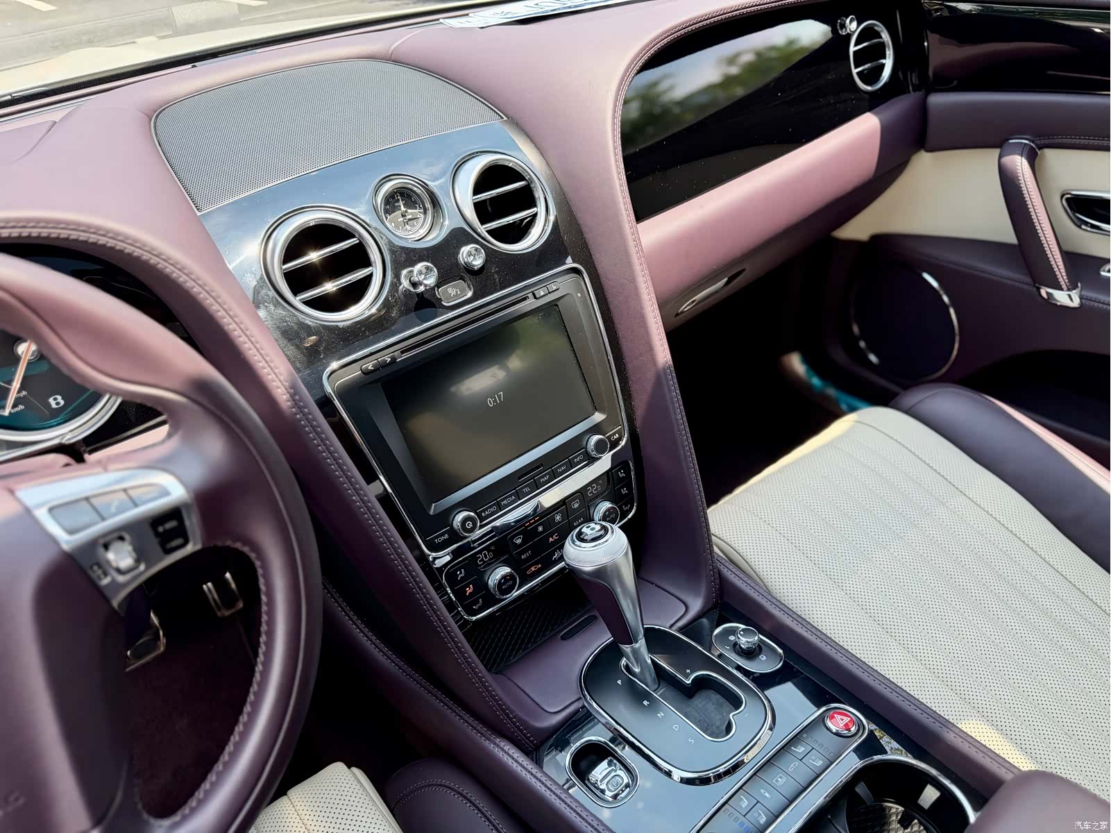 Bentley Flying Spur, 2020 9