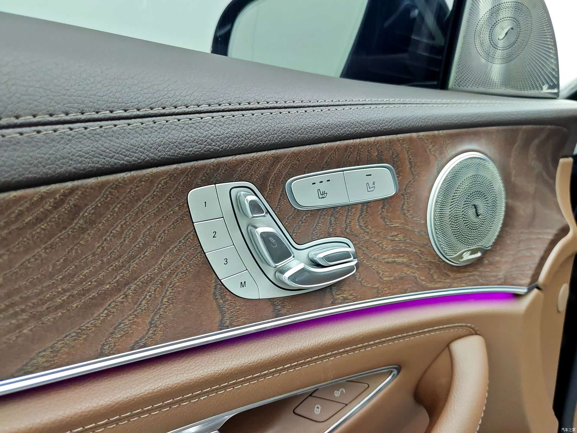 Mercedes-Benz E-Class, 2021 11