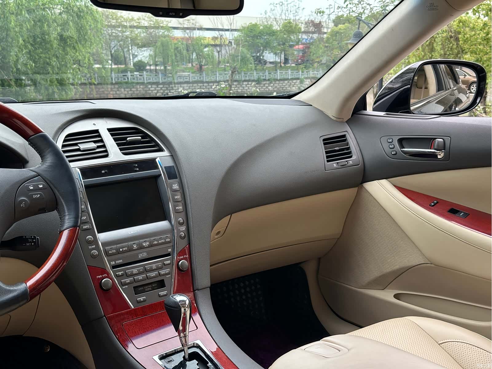 Lexus ES, 2009 14
