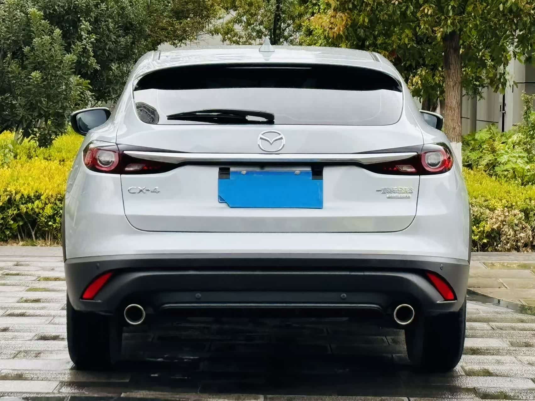 Mazda CX-4, 2022 4