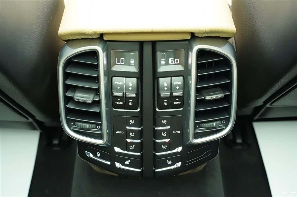 Porsche Cayenne, 2014 17