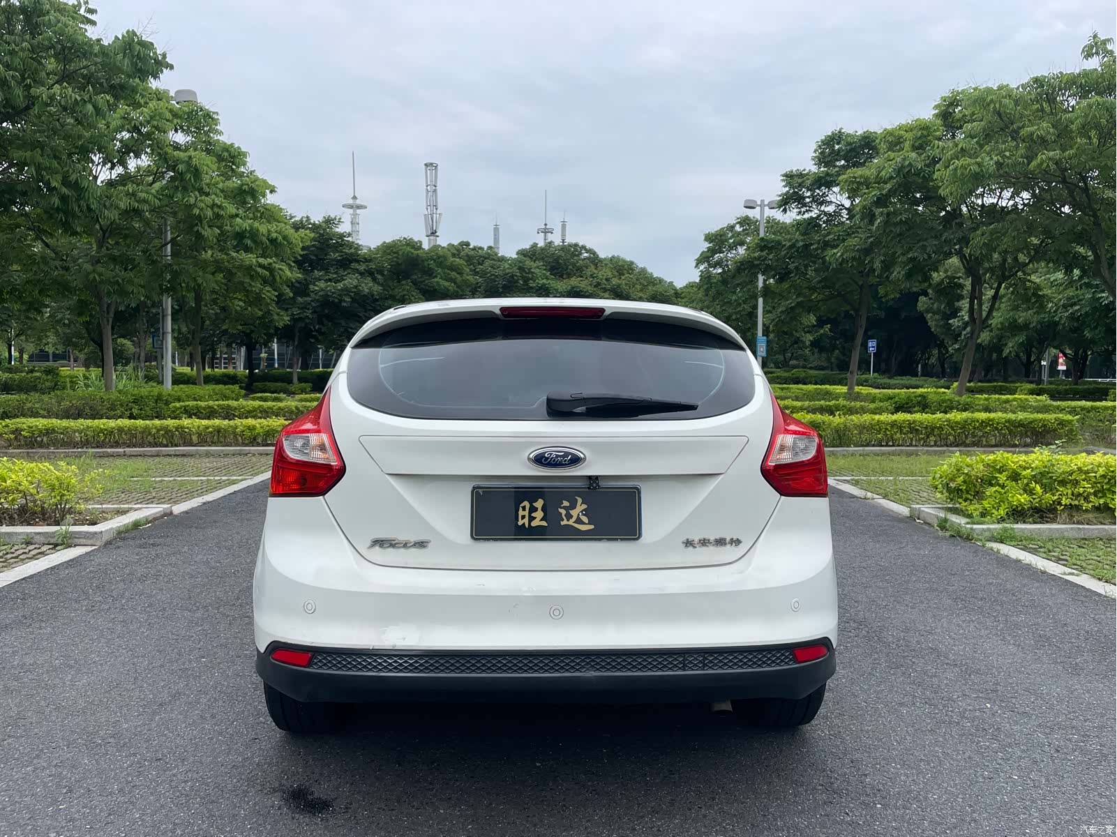 Ford Focus, 2014 8