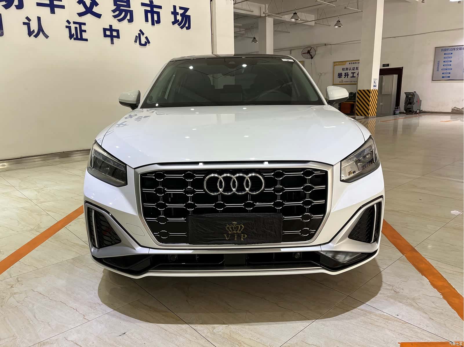 Audi Q2L, 2023 2