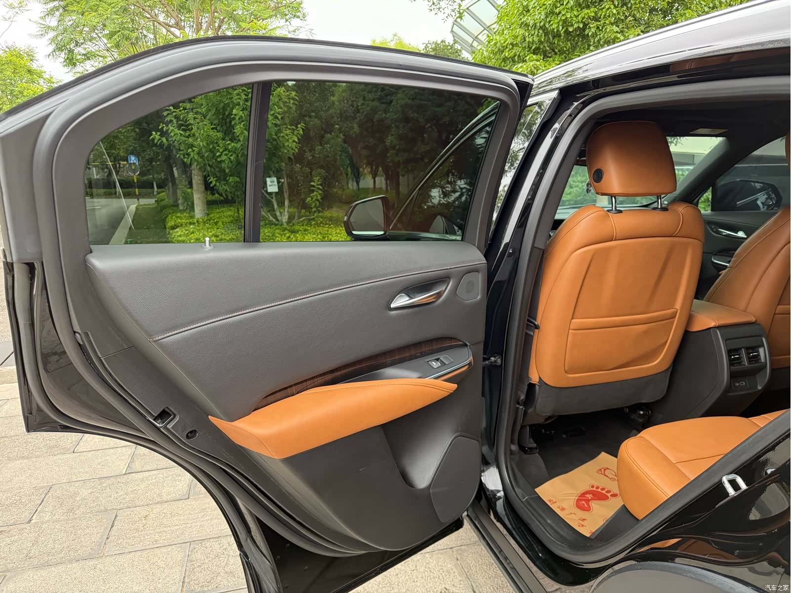 Cadillac XT4, 2022 21