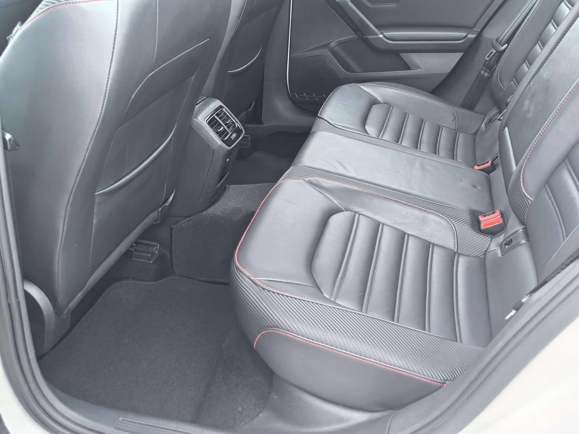 Volkswagen Lamando, 2018 11
