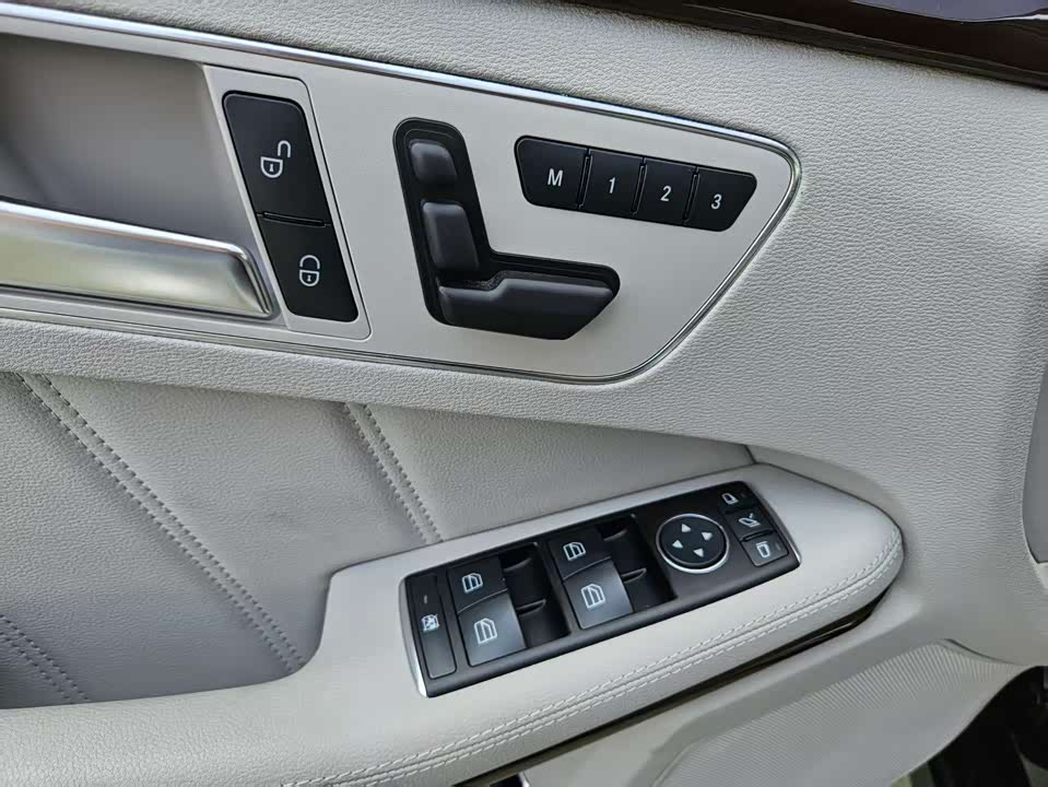 Mercedes-Benz E-class Mercedes-Benz E-class