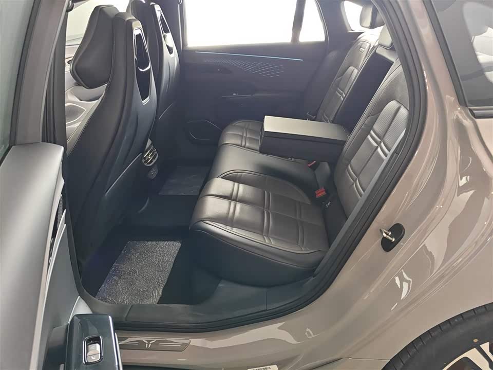 Hongqi EH7 Hongqi EH7