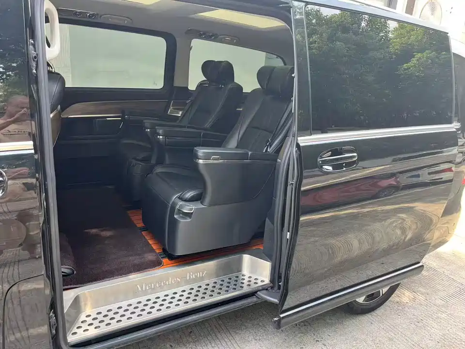 Mercedes-Benz V-class Mercedes-Benz V-class