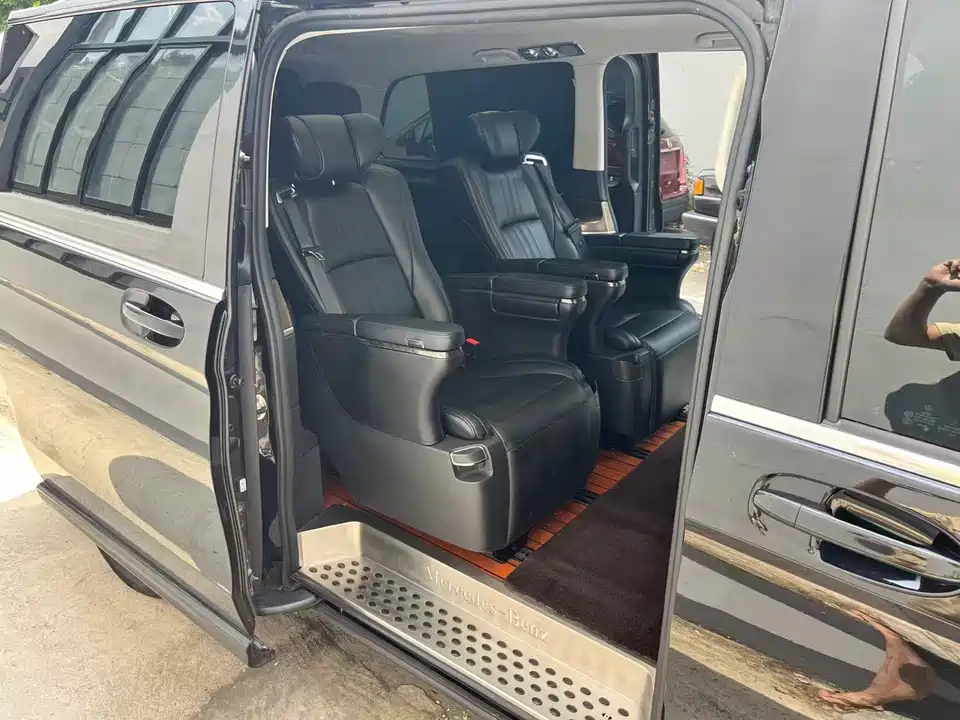 Mercedes-Benz V-class Mercedes-Benz V-class