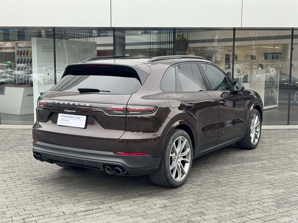Porsche Cayenne, 2023 3