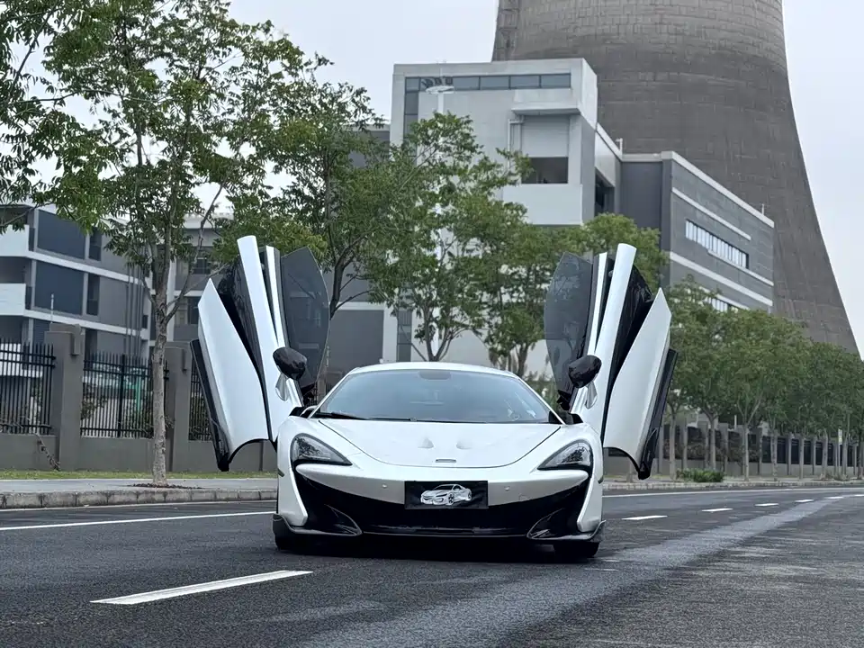 McLaren 540C